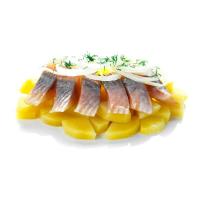 Салат картофельный с сельдью